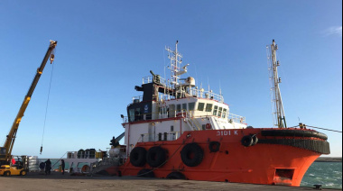 Remolcador que se suma a la búsqueda del submarino hizo combustible en Puerto Deseado