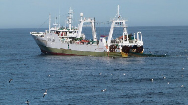 Prefectura capturó un buque español con licencia en Malvinas dentro de la Zona Económica Exclusiva