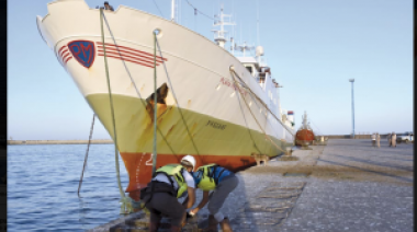 La armadora del buque español admite que entró a la ZEE, pero  por un fallo del GPS
