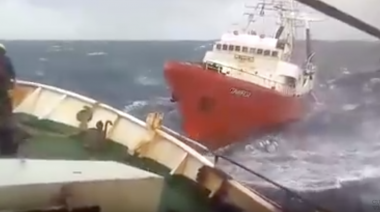 Buque de Conarpesa quedó a la deriva y fue rescatado por otro barco de la compañía