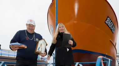 Pescador comodorense suma nuevo barco a la pesca del langostino