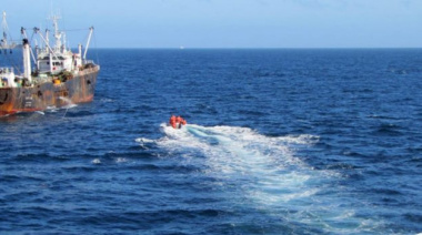 El buque coreano atrapado frente a Comodoro fue liberado tras el pago de 25 millones de pesos
