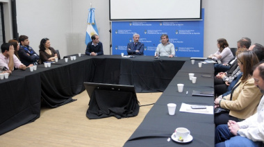 Coordinarán actividades pesqueras e hidrocarburíferas en el Mar Argentino