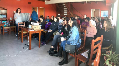 Se dictaron capacitaciones para personal de las plantas pesqueras de Deseado