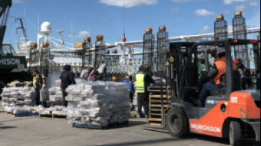 Estibadores decidieron por mayoría seguir sosteniendo la actividad en el puerto deseadense