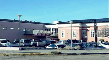 No aguantó las interminables cuarentenas después de cada marea y terminó internado en el hospital