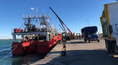 En dos semanas la flota tangonera descargó por el puerto deseadense más de mil toneladas de langostino