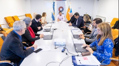 Suárez encabezó en Ushuaia una nueva sesión del Consejo Federal Pesquero