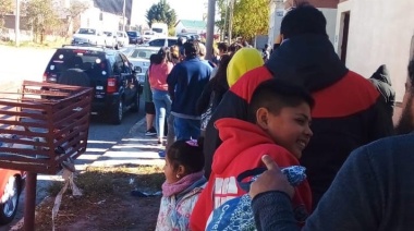 La delegación del SOMU Puerto Deseado organizó dos paellas para Semana Santa 
