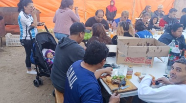 La delegación del SOMU Puerto Deseado organizó dos paellas para Semana Santa 