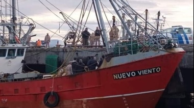 Creen que el marinero cayó del barco por "un golpe de agua"