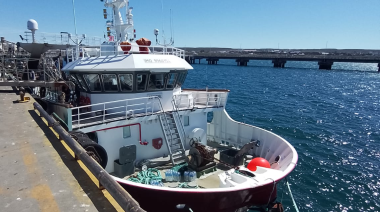 Realizan una campaña de selectividad de langostino a bordo del buque tangonero Espardel