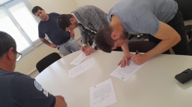 La Flota Amarilla de Chubut acordó aumento salarial con el SOMU 