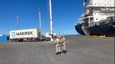 Estibadores volvieron a bloquear las exportaciones y Maersk anunciaría en los próximos días el retiro de la escala a Puerto Deseado