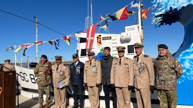 Se realizó acto por el 42º aniversario de la zarpada de los GC-82 “Islas Malvinas” y GC-83 “Río Iguazú”