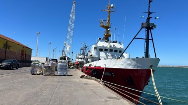 Tras una semana de receso, los buques centolleros le dieron vida al puerto deseadense