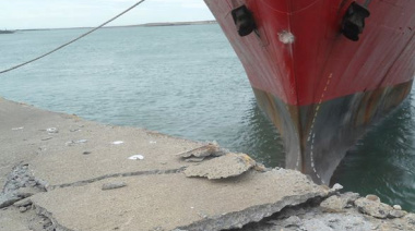 Buque de Iberconsa chocó contra el muelle