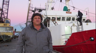 Langostino:  capitán del Pakú dijo que no se debería pescar más en el golfo San Jorge