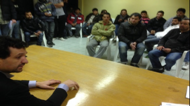 Preocupación por la sísmica: Bark se reunió con integrantes de la Flota Amarilla en la ciudad del Gorosito