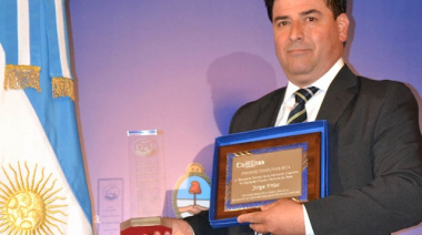 Jorge Frías recibió el Premio Comunas e instó a los legisladores a trabajar por la actividad pesquera