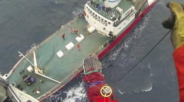 Prefectura realizó nuevo y exitoso operativo de rescate en alta mar
