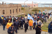 Gremios se sumaron a la marcha del SOMU contra la rebaja salarial