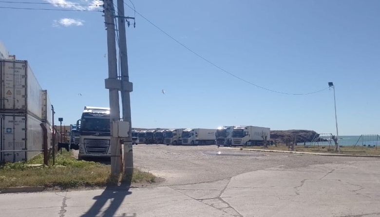 Estibadores buscan impedir que Arbumasa exporte por Puerto Madryn
