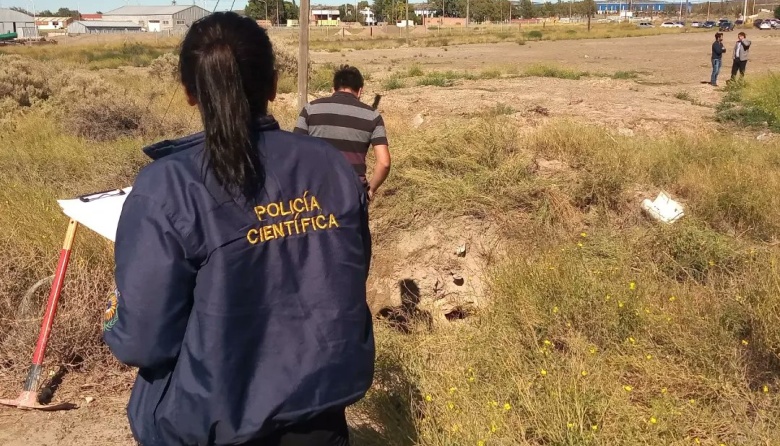 Sería de Conarpesa el caño que arroja líquidos provenientes de desechos pesqueros al mar