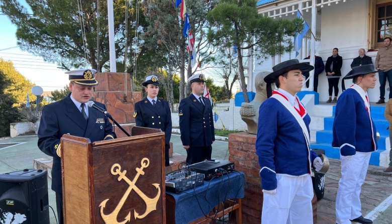 Se realizó emotiva ceremonia por el 214 aniversario de la Prefectura Naval 