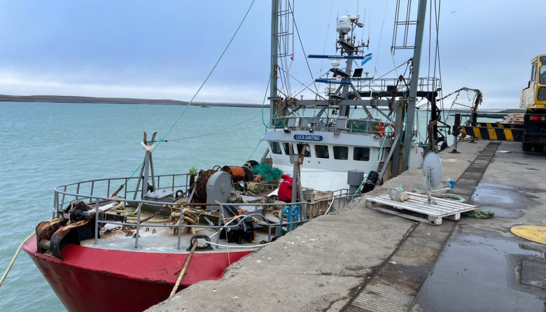  Estibadores de Puerto Deseado cierran acuerdo para la llegada de buques fresqueros