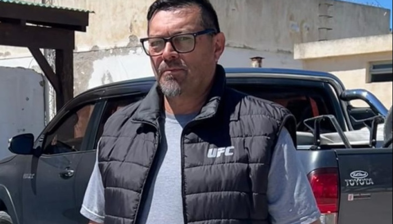 Raúl Mella cuestionó el intento de cerrar un convenio que reduciría puestos de trabajo en las descargas 