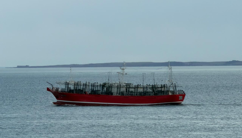  El potero Don Luis I regresa a Mar del Plata tras completar reparaciones programadas en el astillero Coserena