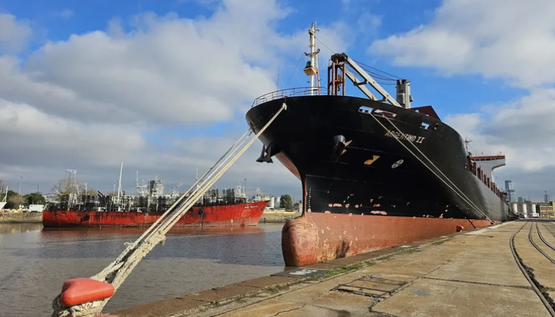 Puerto Madryn suma una nueva frecuencia marítima para mejorar la logística regional