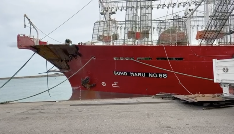 Buque de Argenova avanza en su reparación tras sufrir una avería durante el temporal de viento