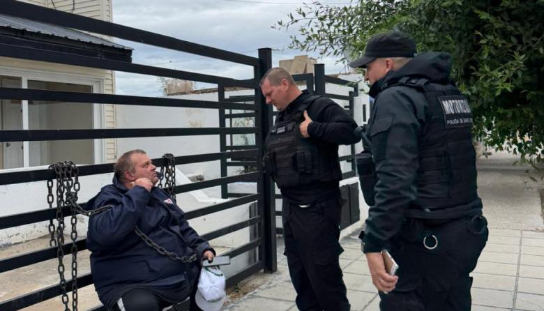  Con pasaje pagado por el municipio regresó a Colón el marinero que había denunciado al SOMU