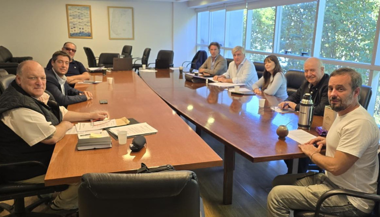 El Consejo Federal Pesquero no pudo garantizar más descargas de langostino para Puerto Deseado