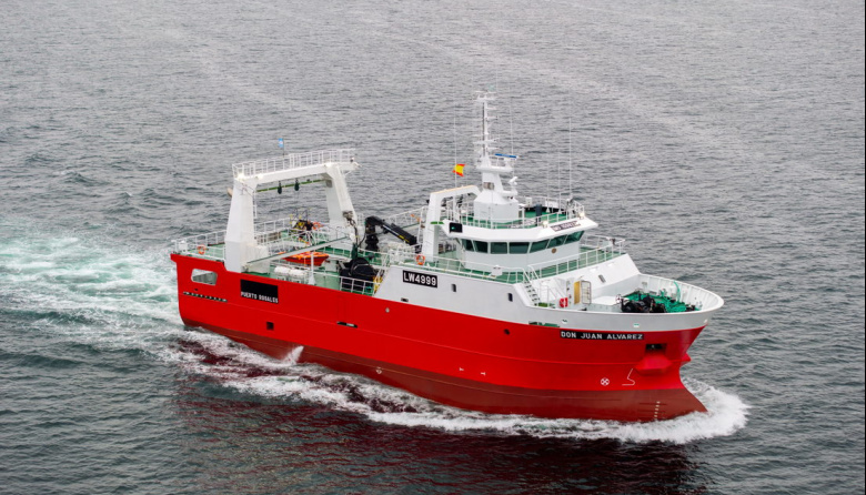 Por la toma de su planta en Puerto Madryn, Conarpesa decidió derivar sus barcos a Caleta Olivia
