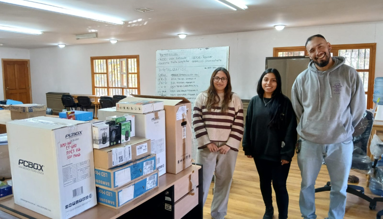 Tenedoras de cuota de merluza negra donan equipamiento a la Secretaría de Pesca de Tierra del Fuego