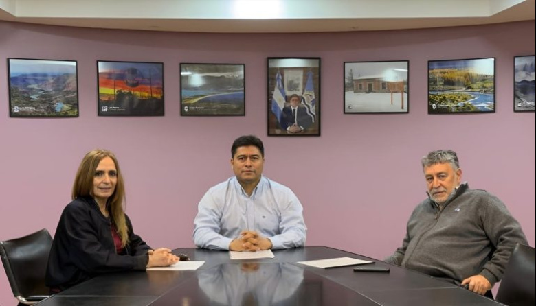 El cuento del tío de los 70 empleos para Puerto Deseado