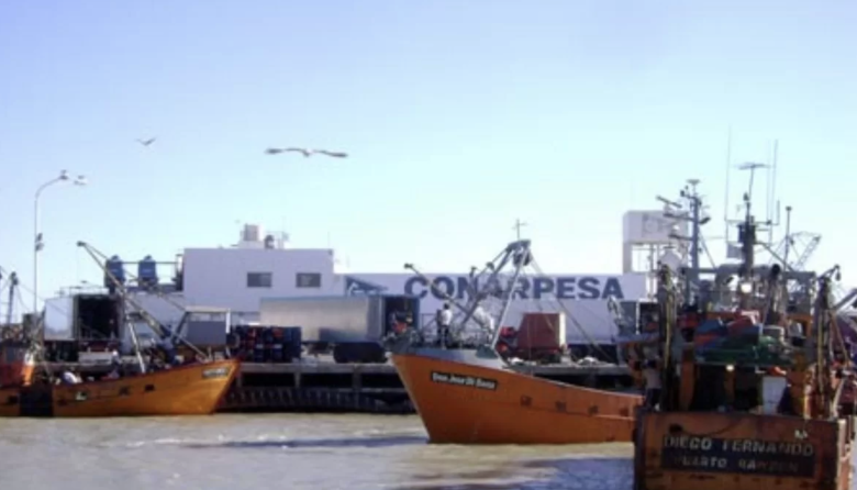 CONARPESA ratificó que no moverá sus barcos hasta resolver cómo se liquidarán los aguinaldos de los maquinistas