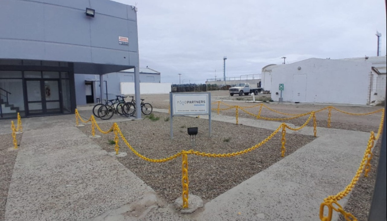 Tras un año de espera, empresa rusa que opera en Deseado tomó posesión de la planta de San Julián
