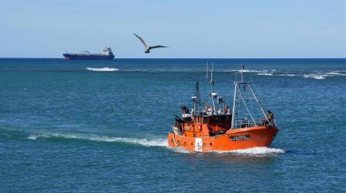 Tras ser reparado zarpó por primera vez el buque Liliana desde el Puerto Caleta Paula