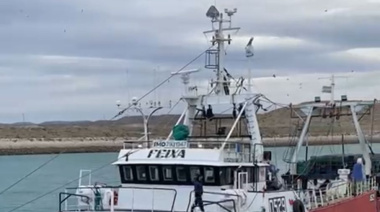  La llegada del Feixa a Puerto Deseado podría generar un alivio económico en plena parálisis pesquera