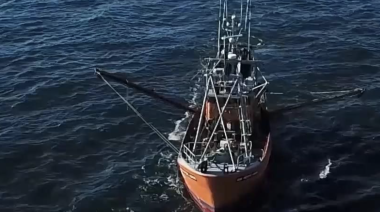 Langostino: Conarpesa prepara su flota para salir a la pesca el 23 de julio