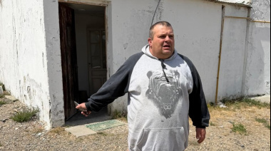 Marinero entrerriano pide ayuda solidaria mientras espera embarque en Puerto Deseado