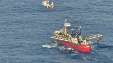 Prefectura evacuó de urgencia a un marinero que sufrió una descompensación en zona de pesca