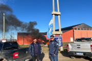 Marineros iniciaron un acampe y advierten riesgo de estallido social en Puerto Deseado