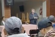 Dos empleados rechazan a Conarpesa como operadora de la ex Alpesca