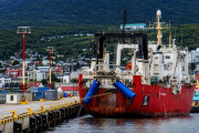 Adjudican el recambio de defensas del puerto de Ushuaia con una oferta 18% superior al presupuesto oficial