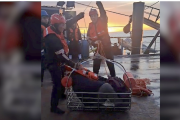 Emergencia en el mar: aeroevacuaron a un tripulante que sufrió un cuadro cardíaco